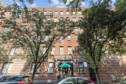 #699: East Harlem - Gallery - 26