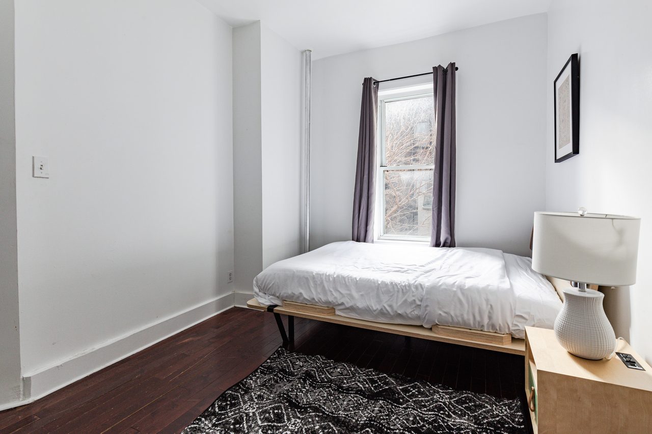 #1681: Central Harlem - Full Bedroom B - 4