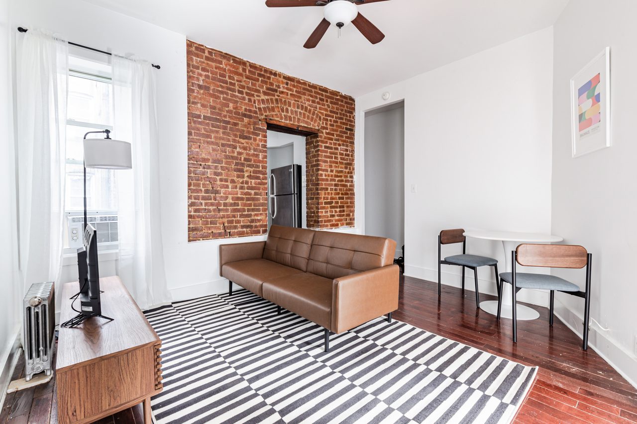 #1681: Central Harlem - Full Bedroom A - 4