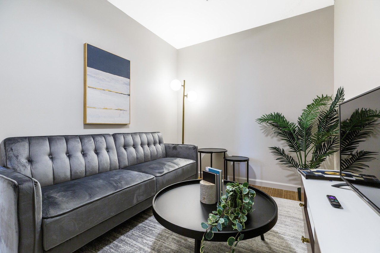  #263: Chinatown - Full Bedroom C  -  #263: Chinatown  - Gallery -  7