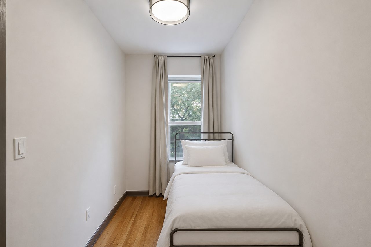#543: Upper East Side - Full Bedroom C - 6