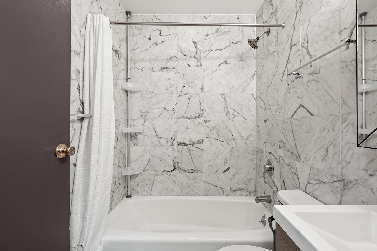  #543: Upper East Side - Full Bedroom A  -  #543: Upper East Side  - Gallery -  8