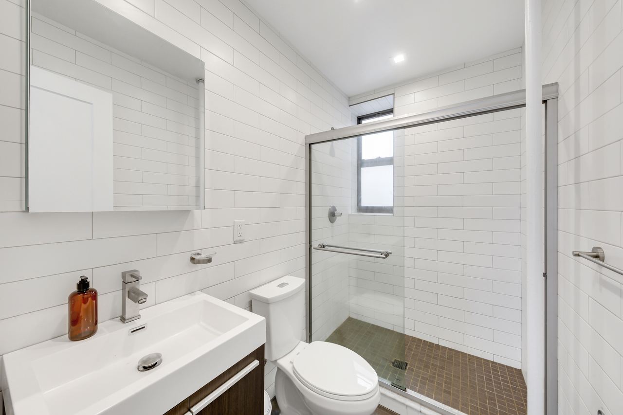  #713: West Harlem - Full Bedroom C  -  #713: West Harlem  - Gallery -  7
