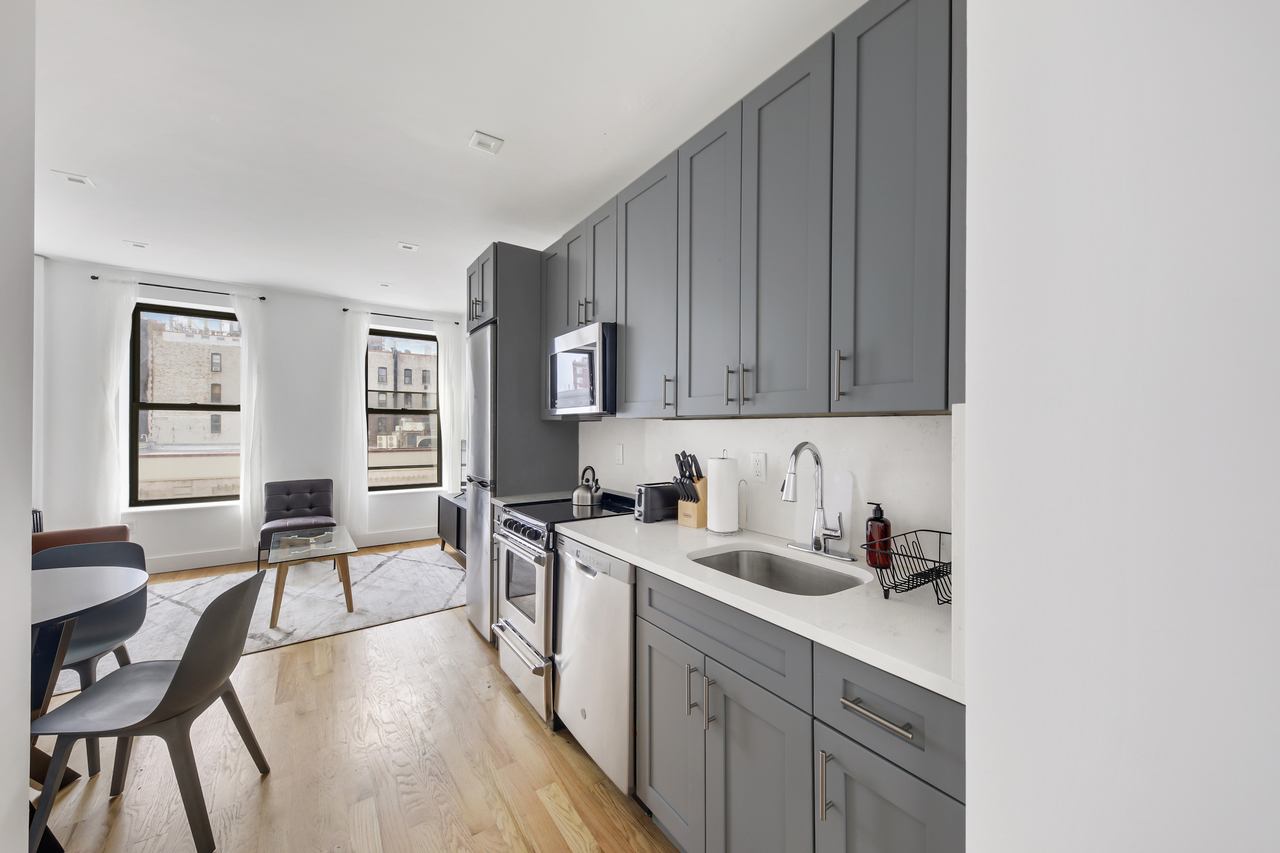  #713: West Harlem - Full Bedroom C  -  #713: West Harlem  - Gallery -  5