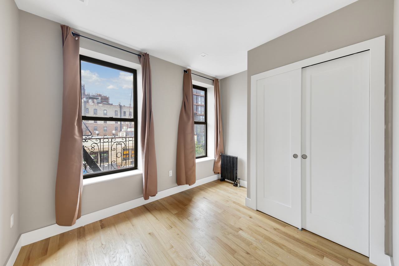  #713: West Harlem - Full Bedroom A  -  #713: West Harlem  - Gallery -  2