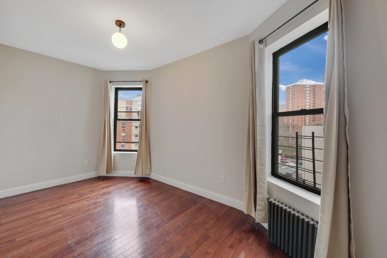 #887: West Harlem - Full Bedroom A - 1