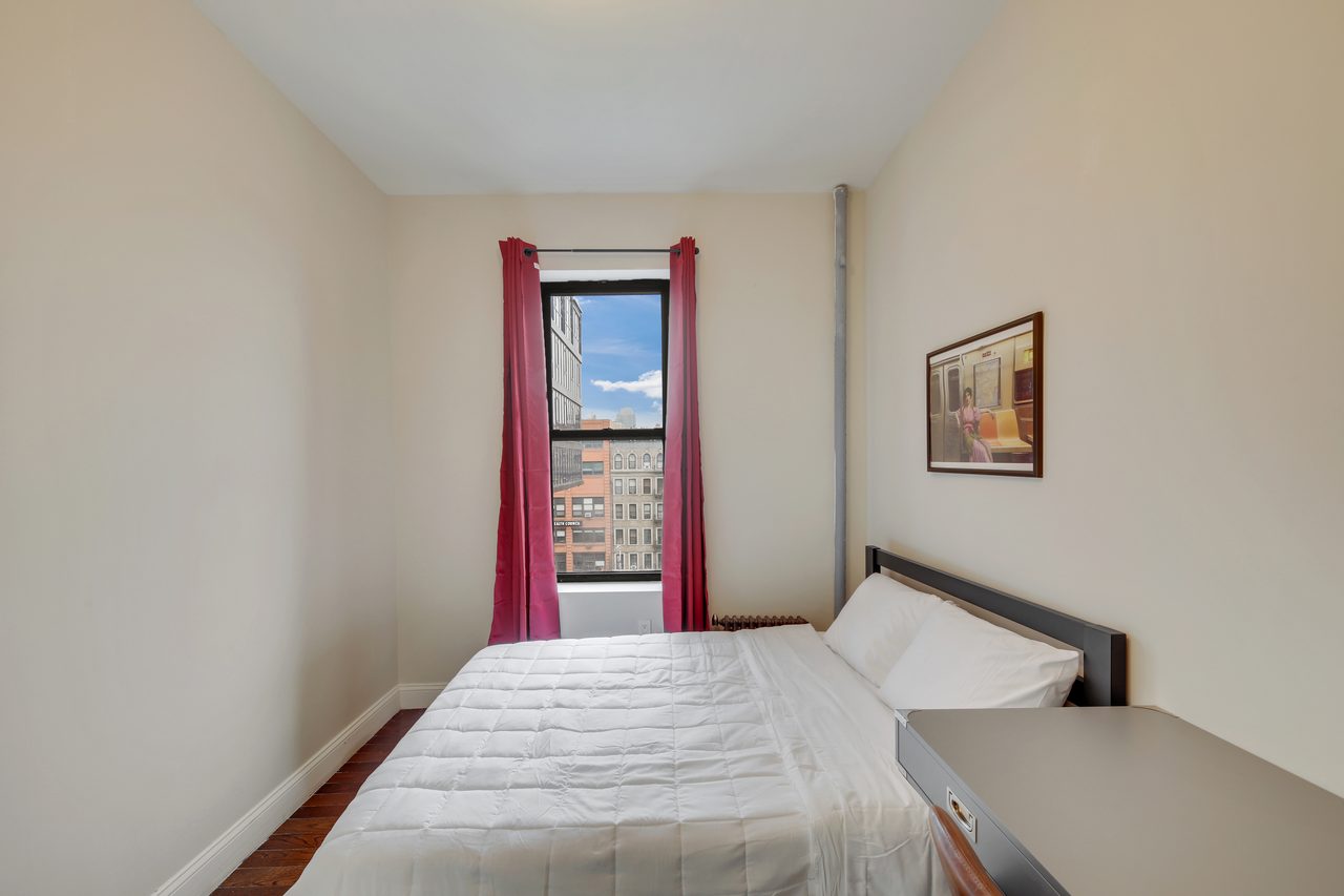 #887: West Harlem - Full Bedroom D - #887: West Harlem - Gallery - 11