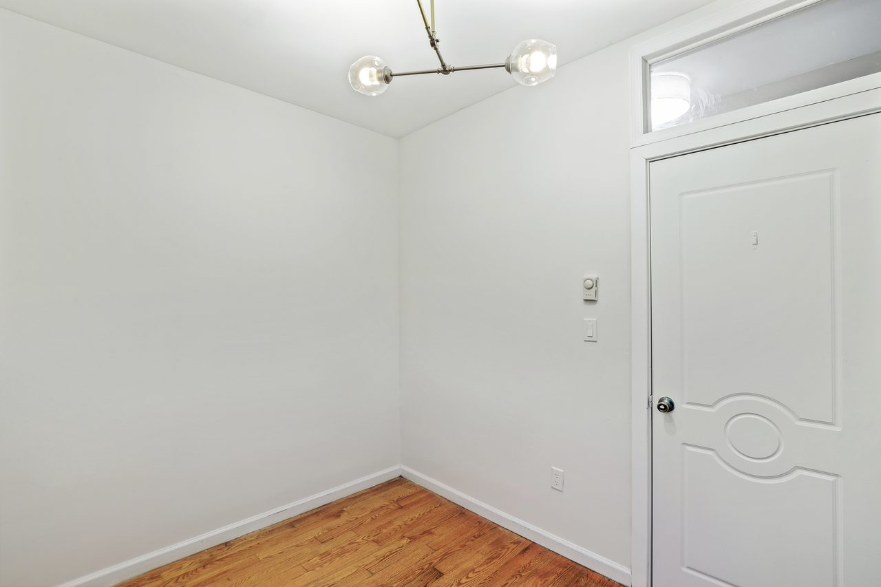 #764: Upper West Side - Full Bedroom D - 5