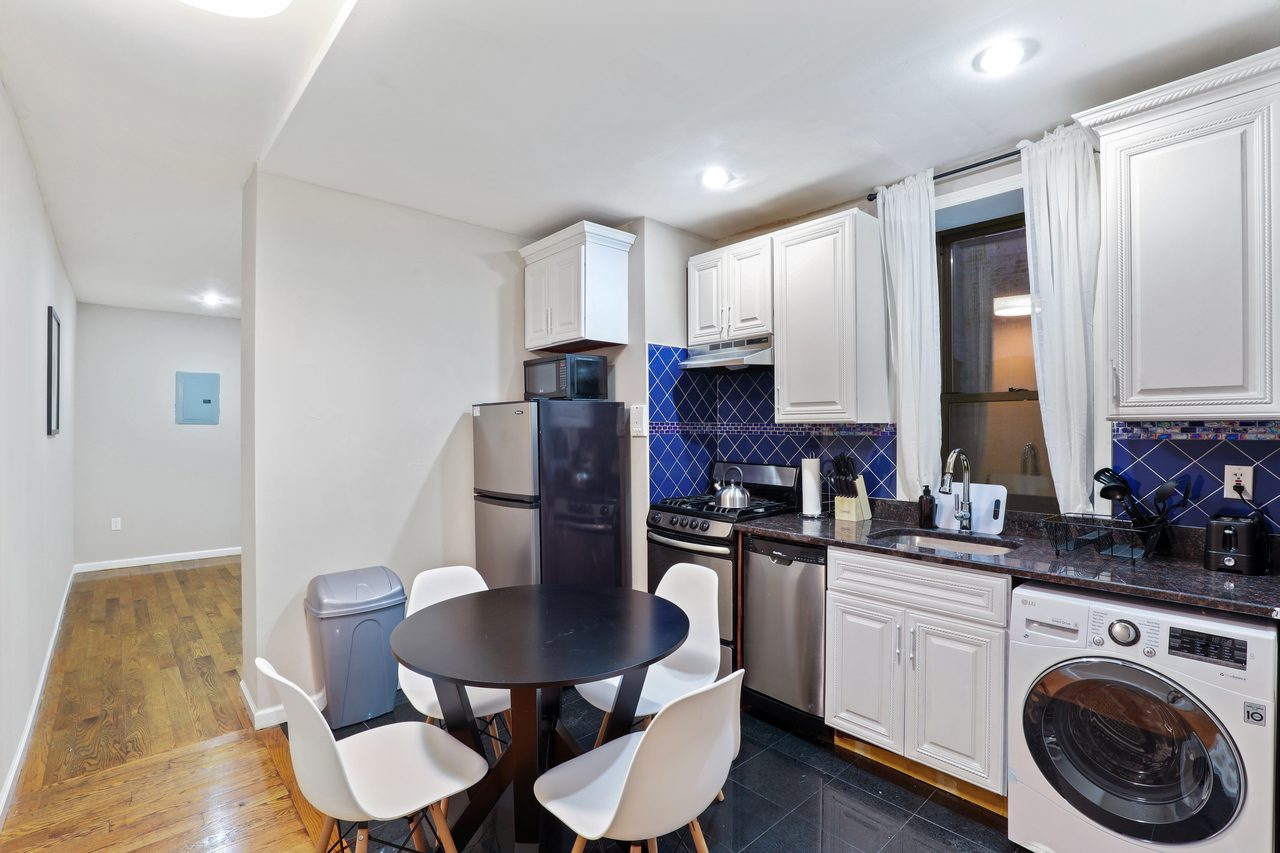 #764: Upper West Side - Full Bedroom D - 6