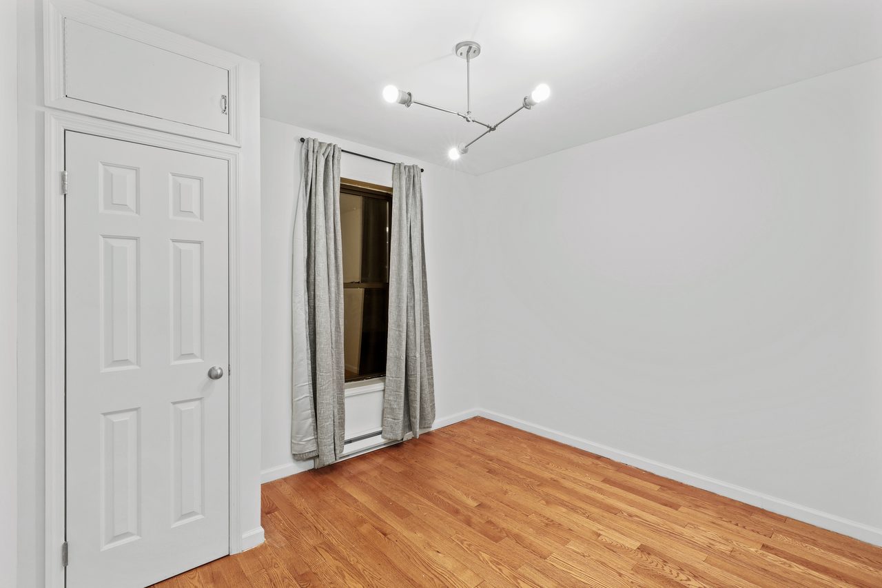 #764: Upper West Side - Full Bedroom B - #764: Upper West Side - Gallery - 2