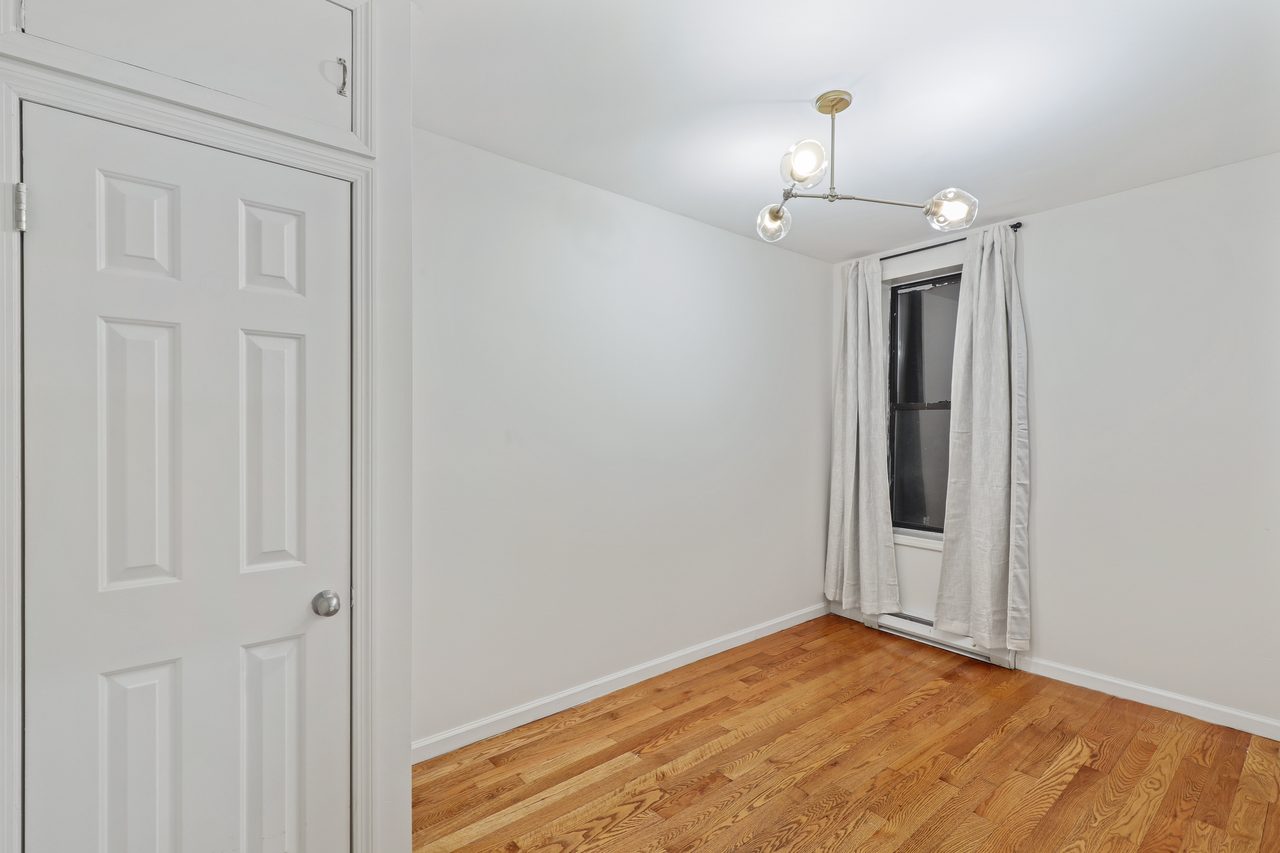 #764: Upper West Side - Full Bedroom C - #764: Upper West Side - Gallery - 9