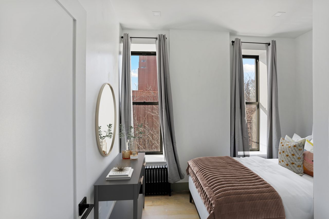 #877: Park Slope - Full Bedroom A - #877: Park Slope - Gallery - 7