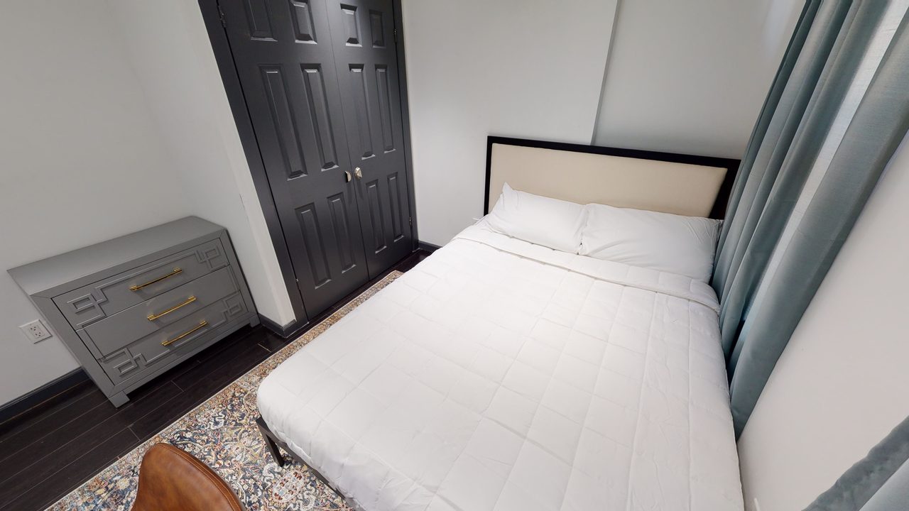 #561: East Village - Full Bedroom C - 5