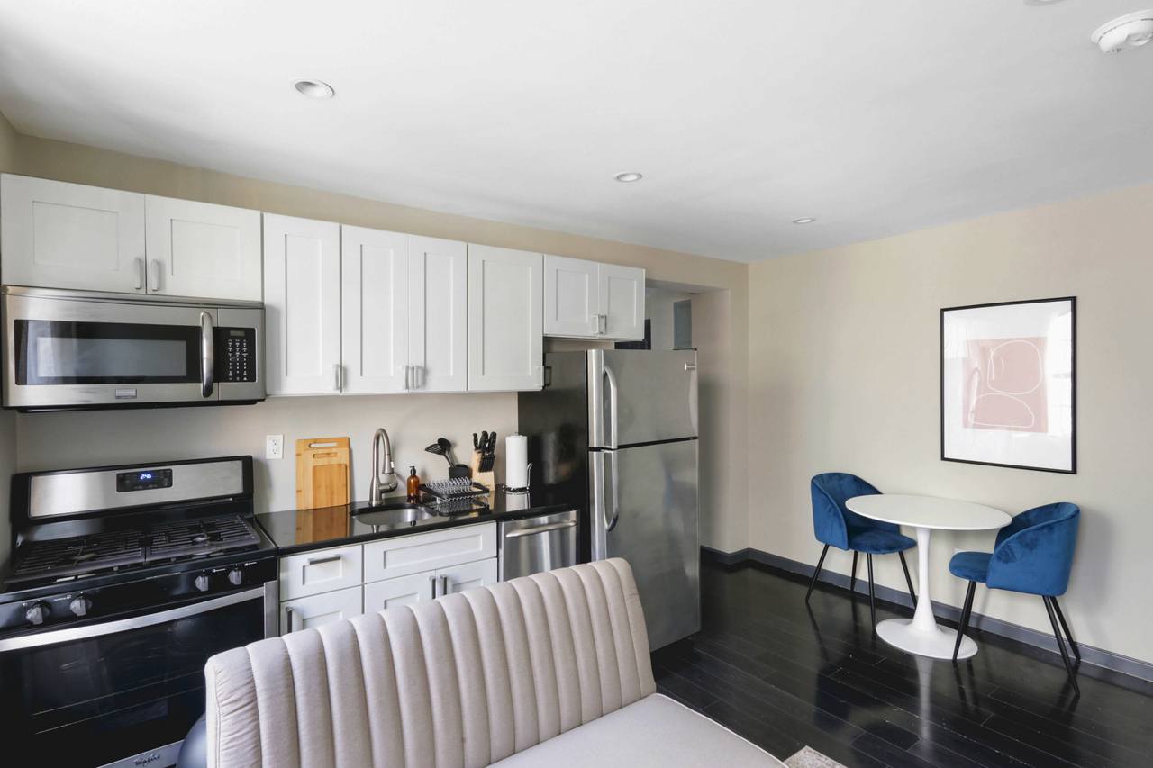 #561: East Village - Full Bedroom C - 1