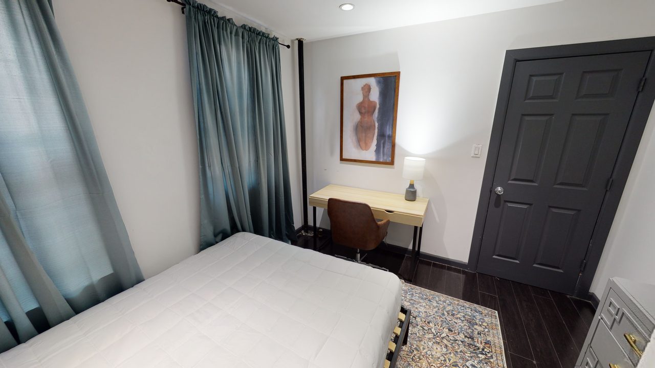 #561: East Village - Full Bedroom C - 6
