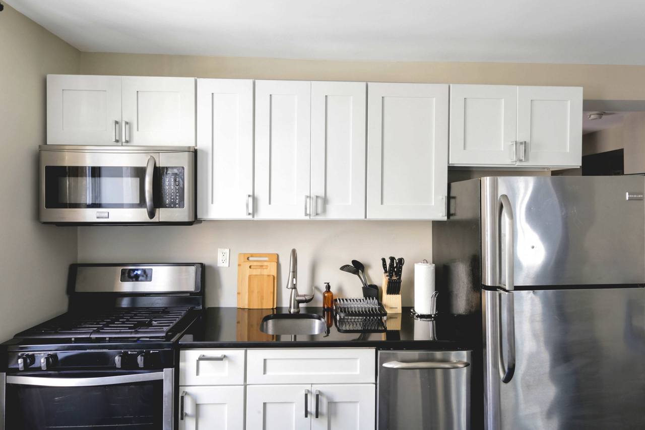 #561: East Village - Full Bedroom A - #561: East Village - Gallery - 12