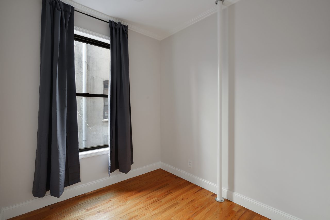 #796: Hamilton Heights - Full Bedroom B - 2