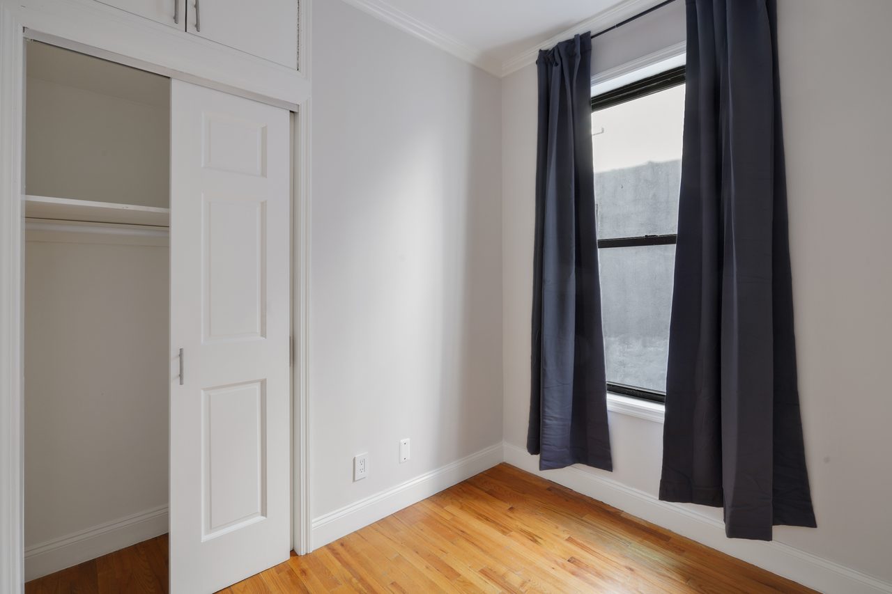 #796: Hamilton Heights - Full Bedroom B - 4
