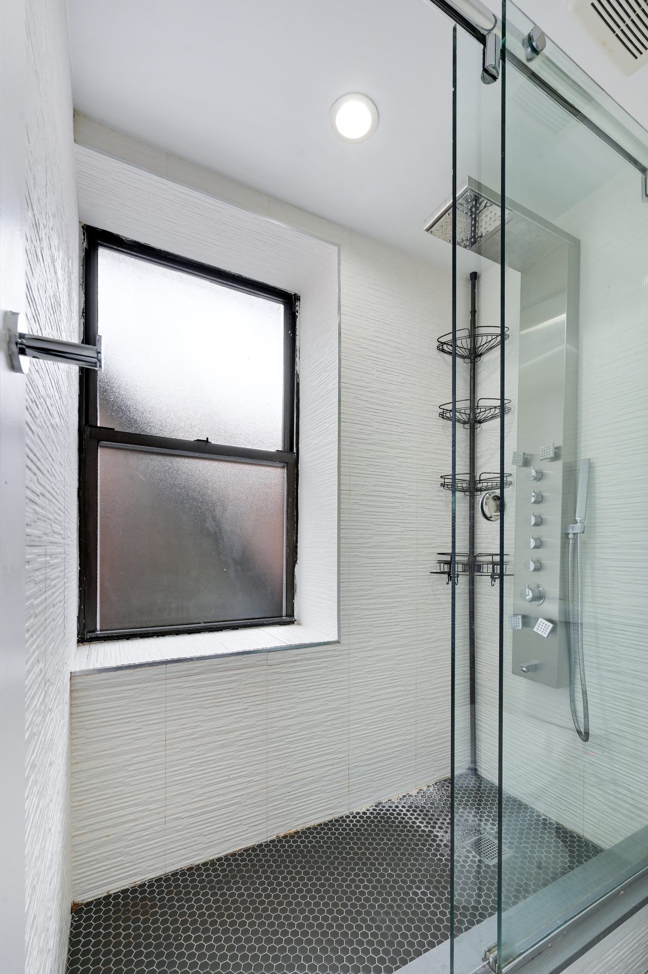 #729: East Village - Full Bedroom C - 14