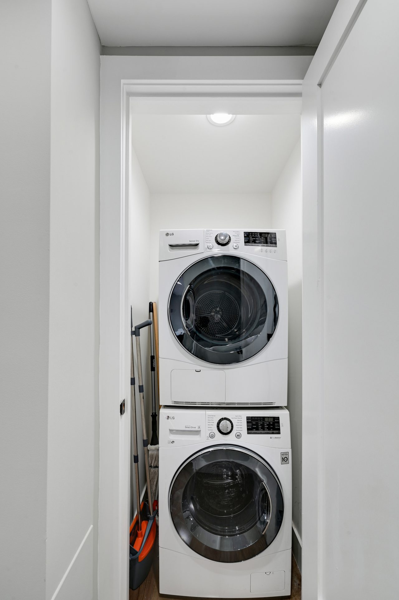  #729: East Village - Full Bedroom C  -  #729: East Village  - Gallery -  10