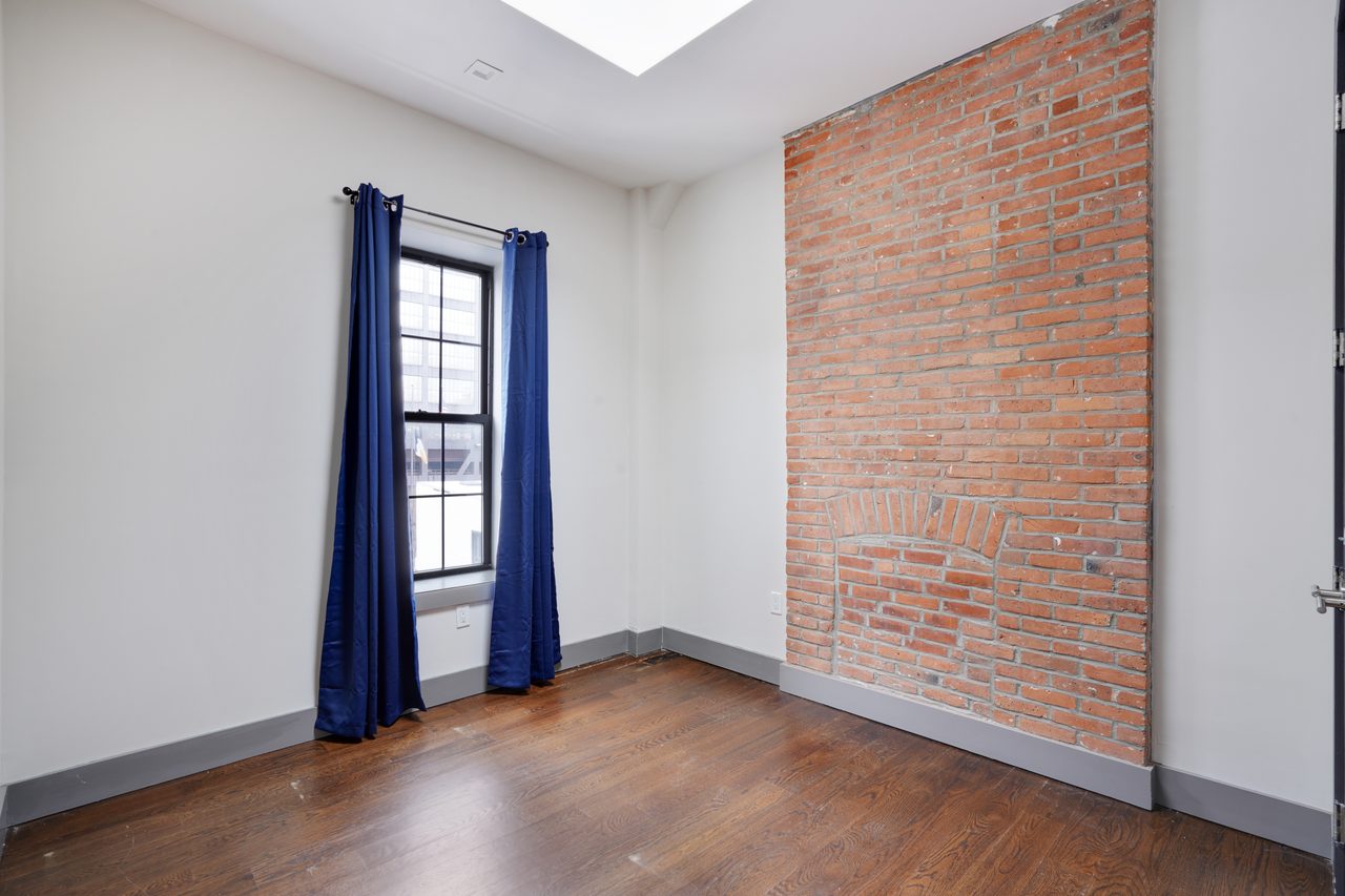 #832: Bedford-Stuyvesant - Full Bedroom D - 3