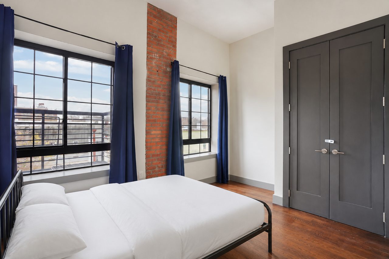 #832: Bedford-Stuyvesant - Full Bedroom C - 10