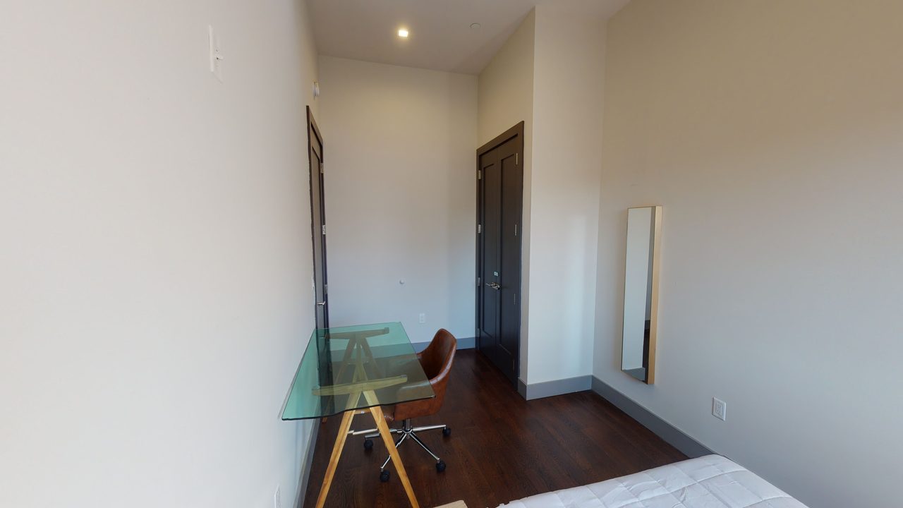 #832: Bedford-Stuyvesant - Full Bedroom B - 4