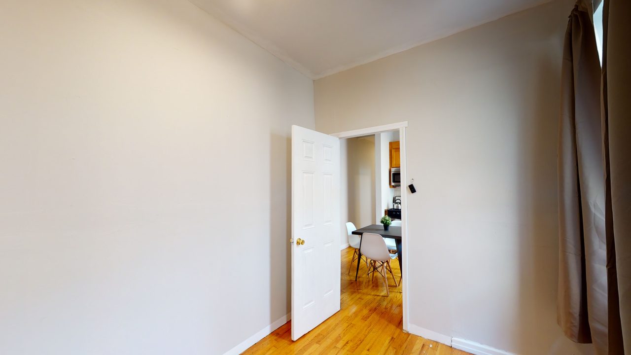 #757: Upper West Side - Full Bedroom B - 6