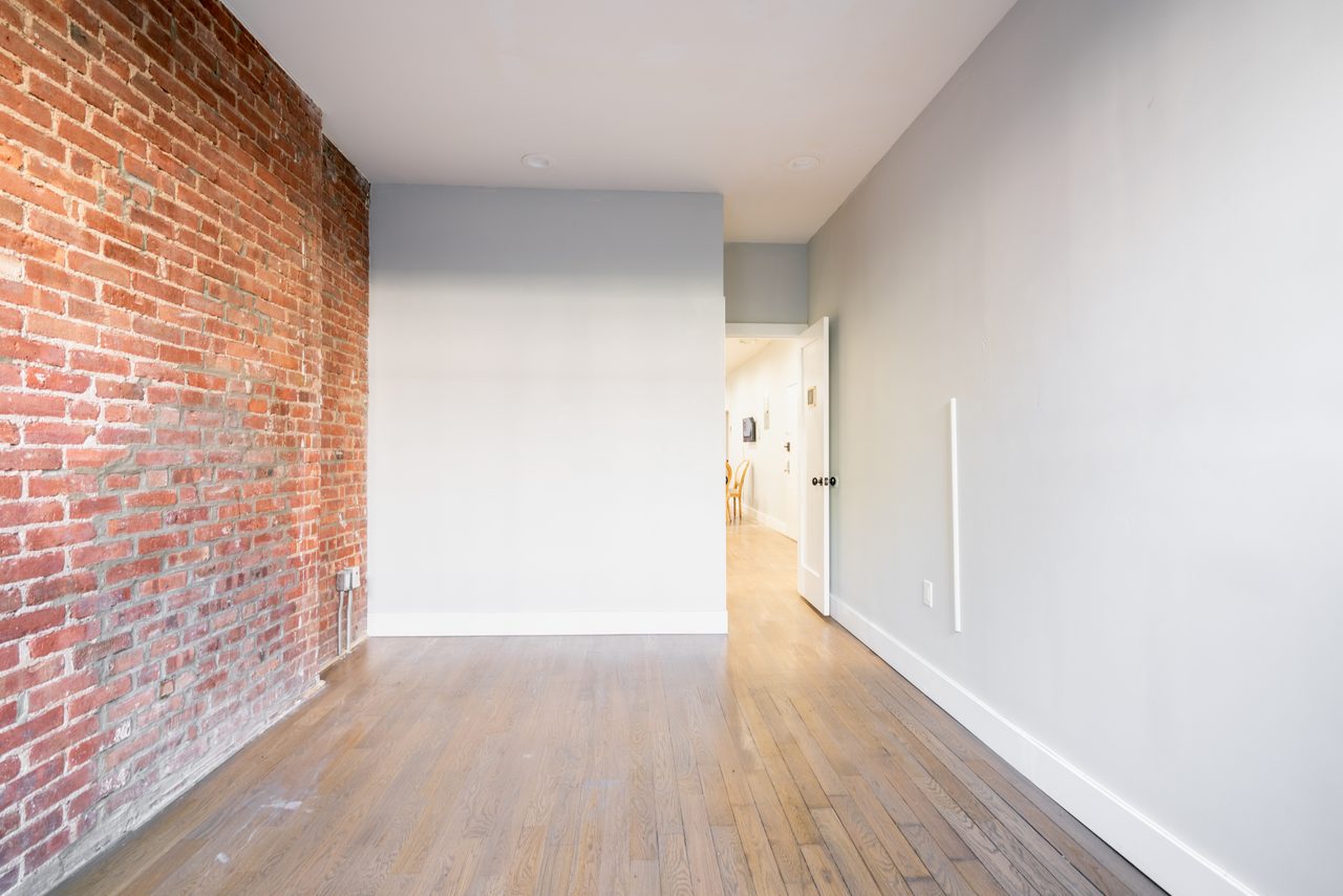 #1511: Central Harlem - Full Bedroom A - 11