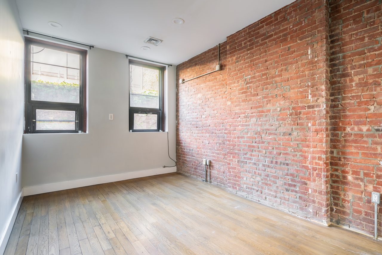 #1511: Central Harlem - Full Bedroom A - 12