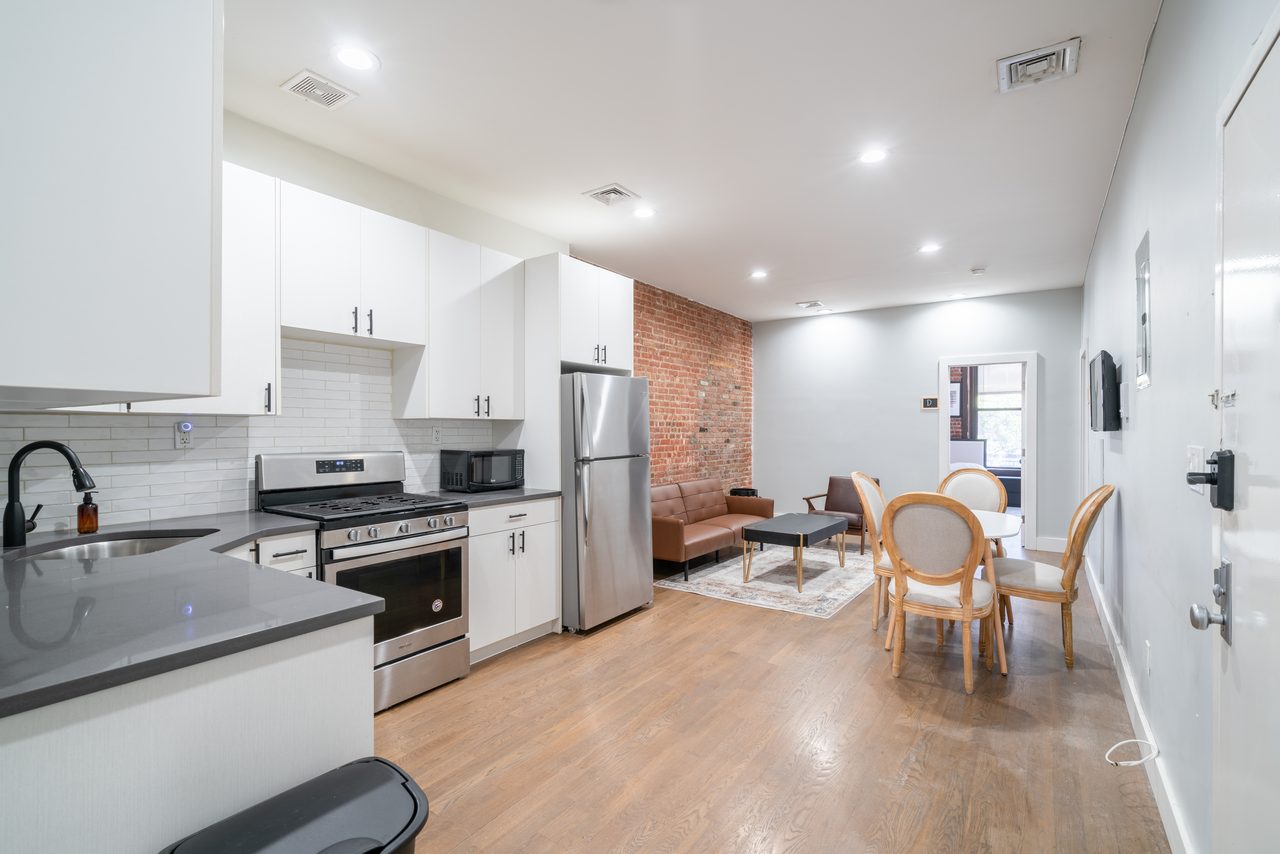 #1511: Central Harlem - Full Bedroom D - 10
