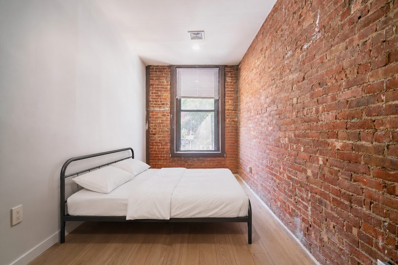 #1511: Central Harlem - Full Bedroom C - 20