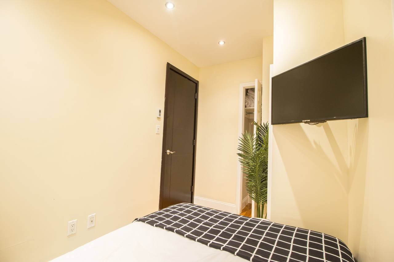 #366: Upper West Side - Full Bedroom E - 2