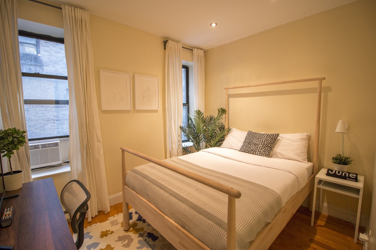 #366: Upper West Side - Full Bedroom A - 15