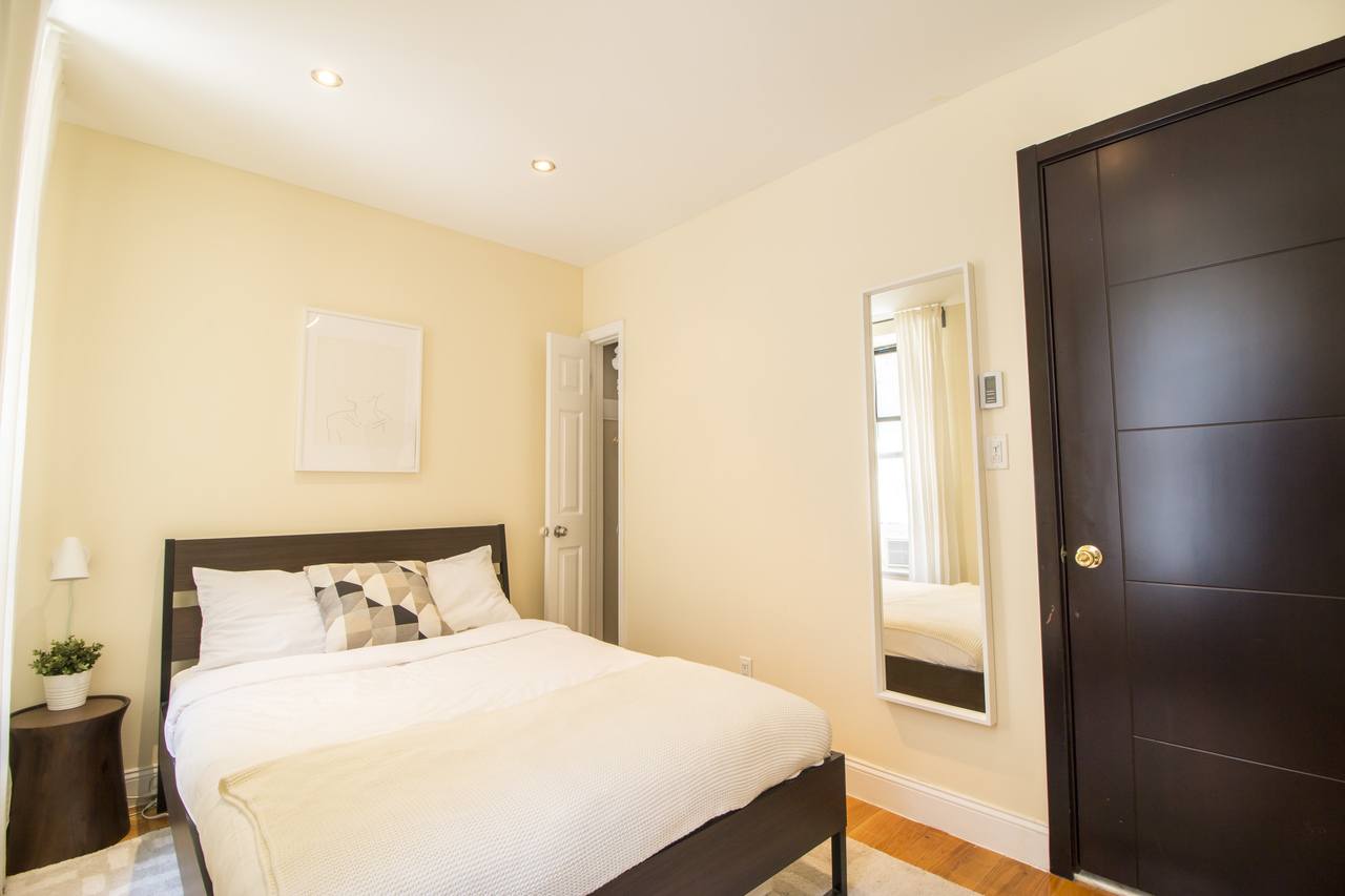 #366: Upper West Side - Full Bedroom D - #366: Upper West Side - Gallery - 1