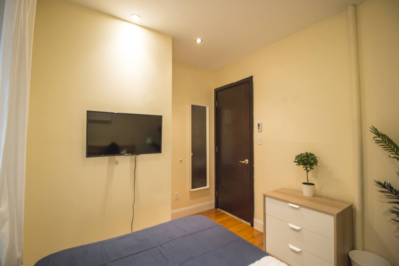 #366: Upper West Side - Full Bedroom B - #366: Upper West Side - Gallery - 12