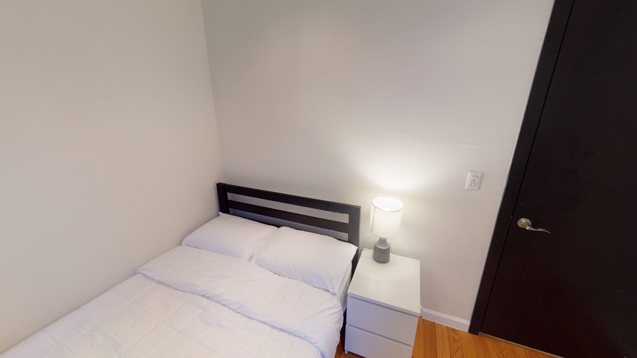#784: Upper West Side - Full Bedroom C - 2