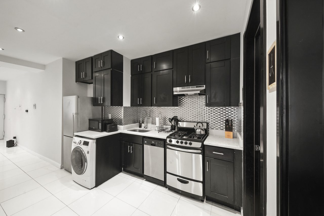 #784: Upper West Side - Full Bedroom B - #784: Upper West Side - Gallery - 4