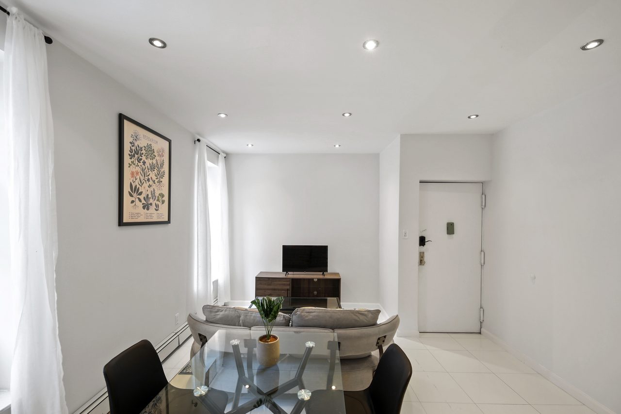 #784: Upper West Side - Full Bedroom A - 6
