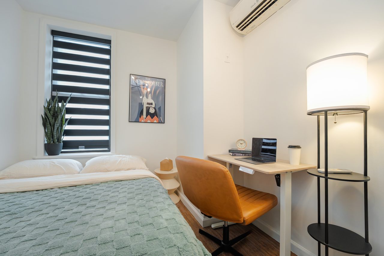 #269: Chinatown - Full Bedroom C - 17