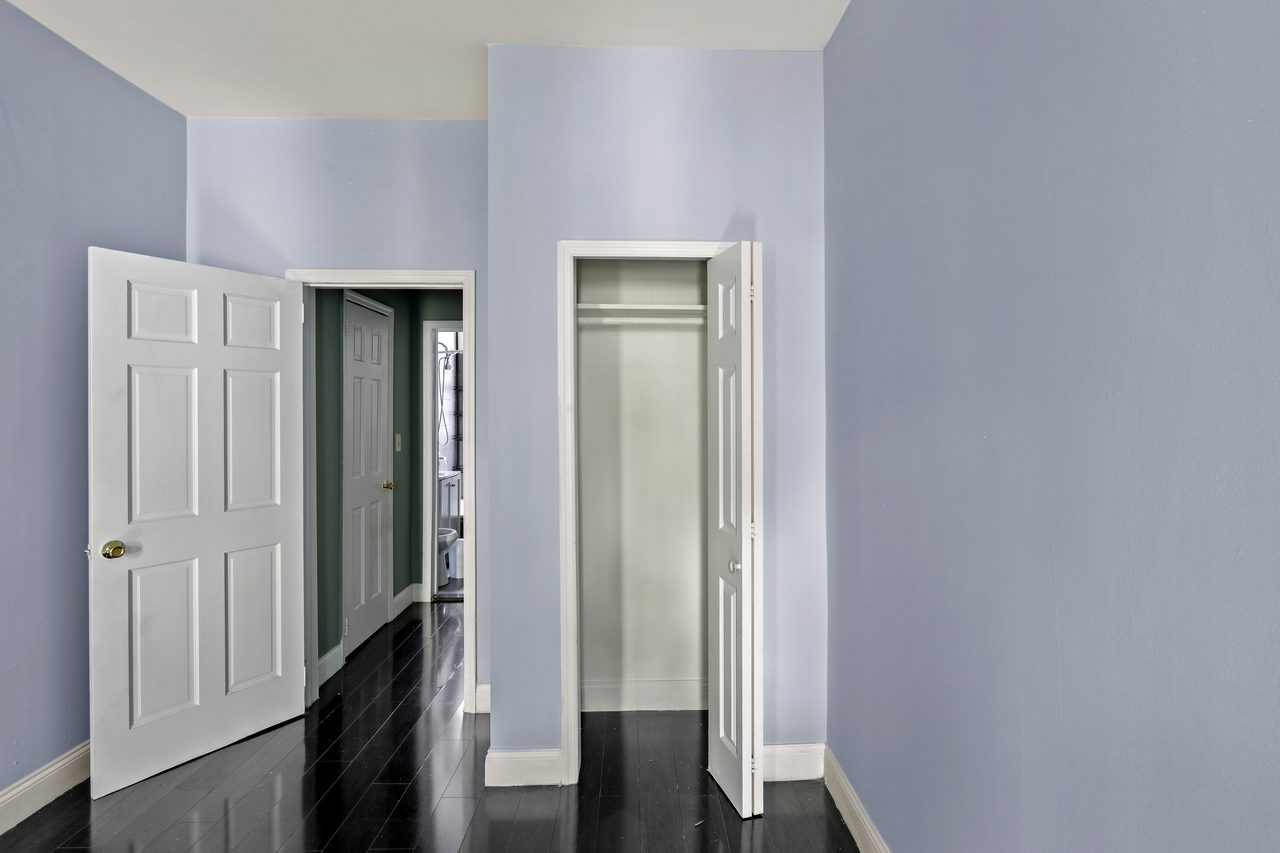 #697: East Harlem - Full Bedroom B - 12