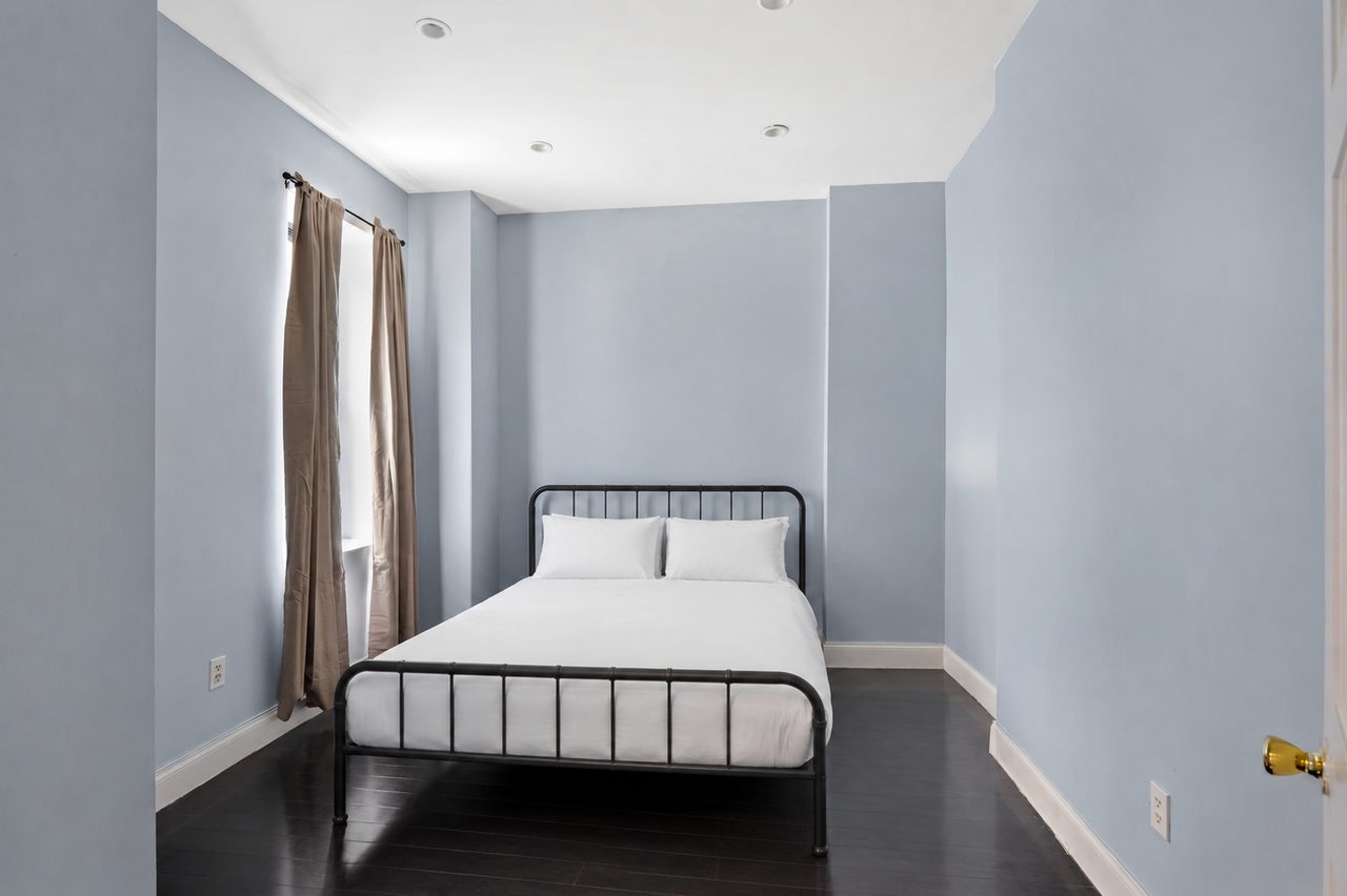 #697: East Harlem - Full Bedroom B - 2