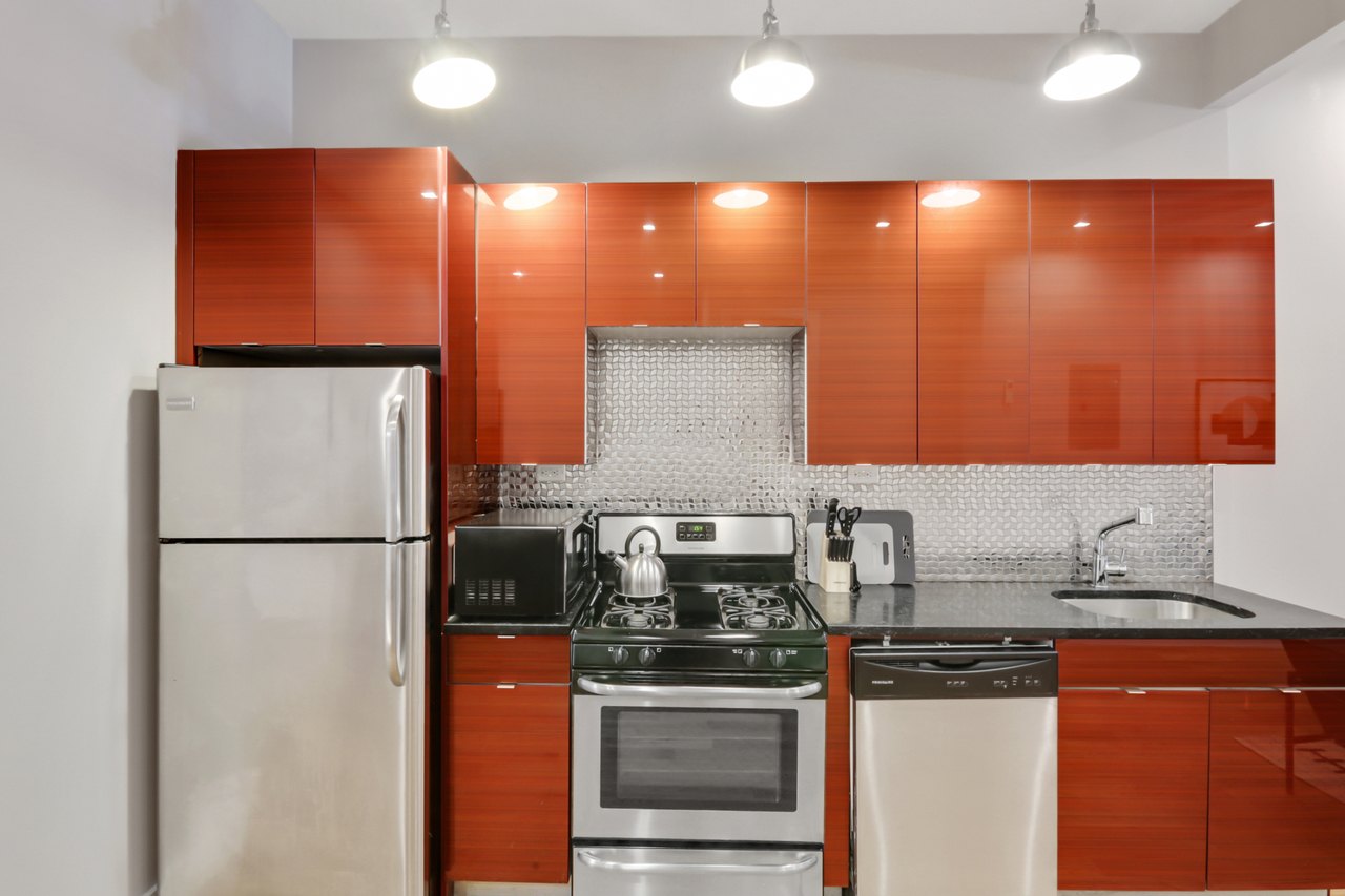 #438: Bedford-Stuyvesant - Full Bedroom A - #438: Bedford-Stuyvesant - Gallery - 12