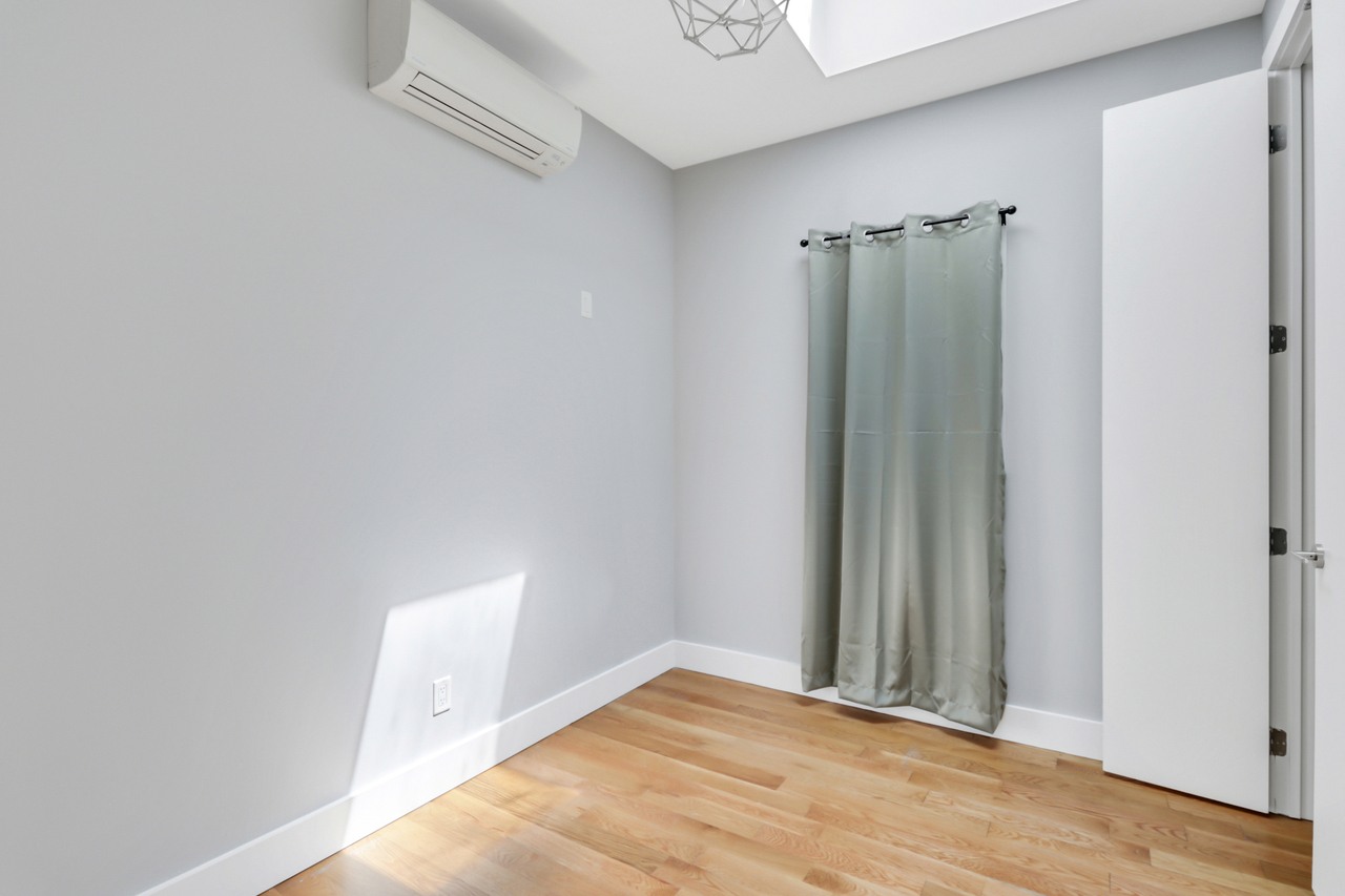 #438: Bedford-Stuyvesant - Full Bedroom C - #438: Bedford-Stuyvesant - Gallery - 2