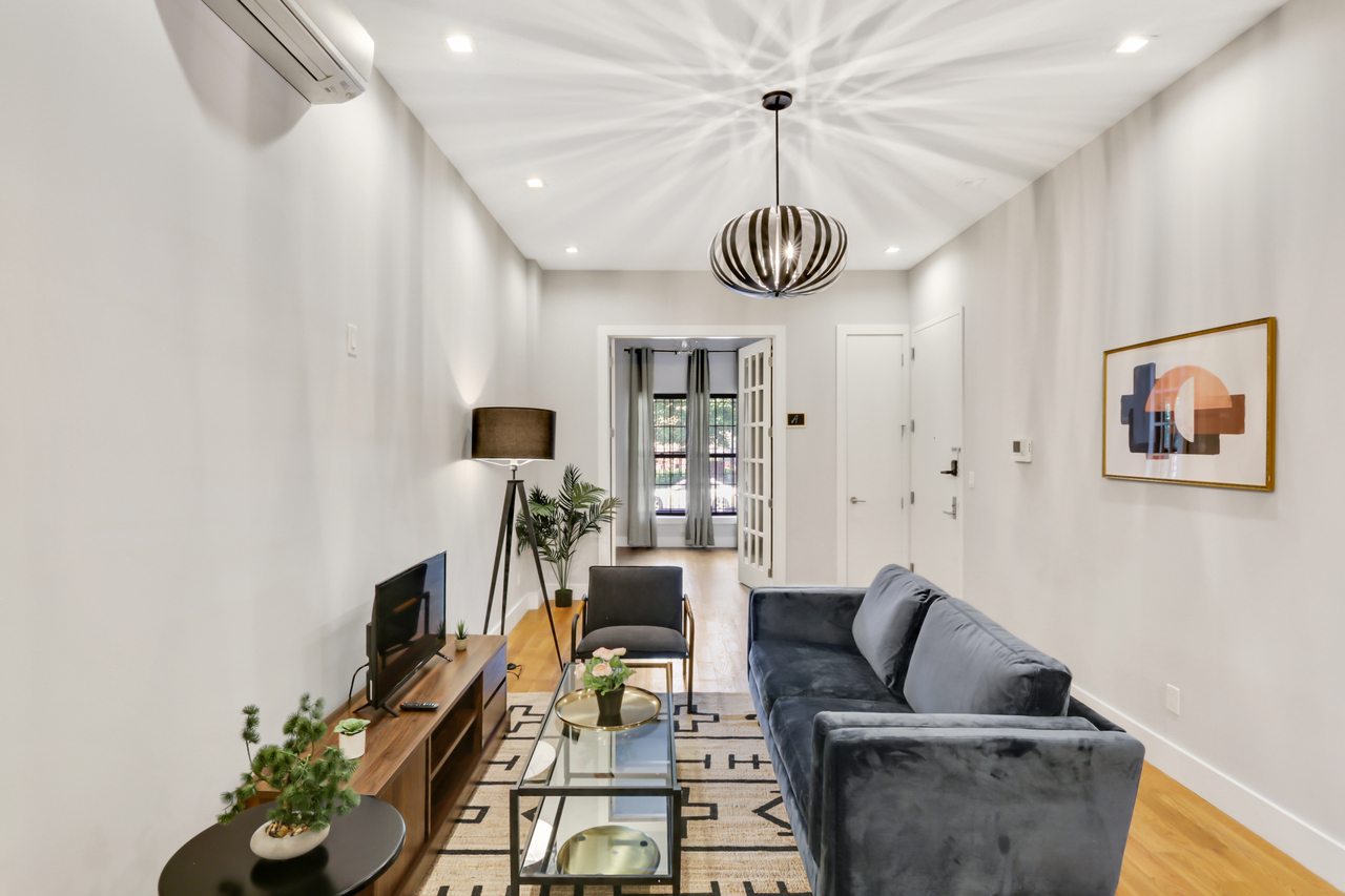 #438: Bedford-Stuyvesant - Full Bedroom D - #438: Bedford-Stuyvesant - Gallery - 4