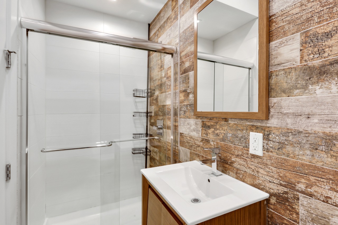 #438: Bedford-Stuyvesant - Full Bedroom B - #438: Bedford-Stuyvesant - Gallery - 17