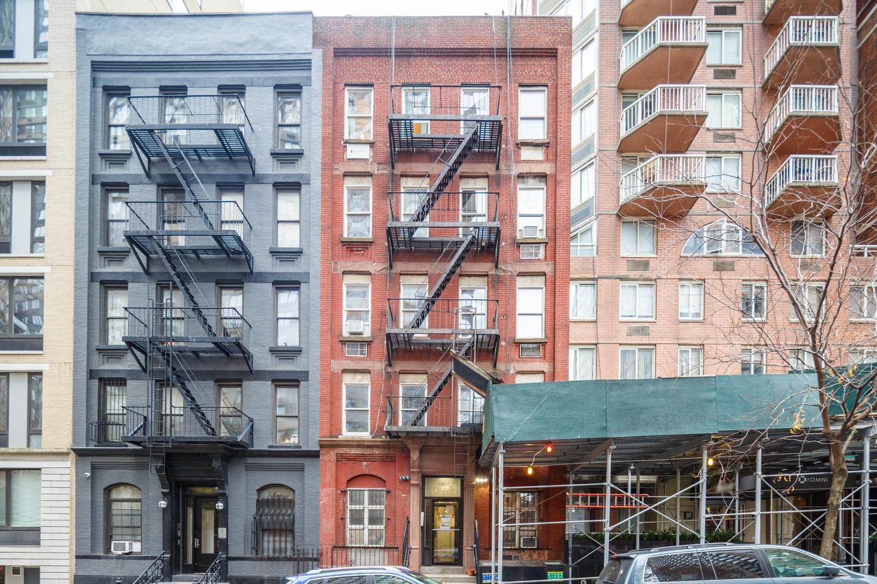 #274: Upper East Side - Twin Bedroom B - 2