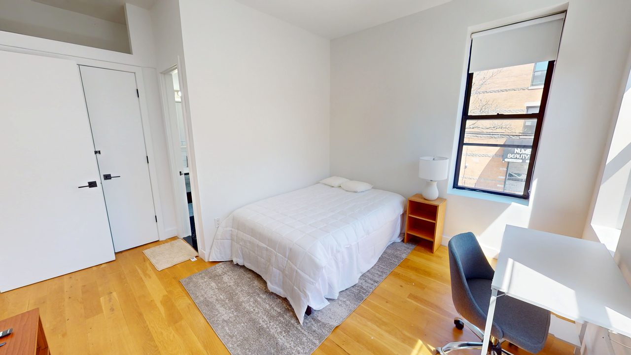 #1467: Ridgewood - Full Bedroom D/w Private Bathroom - 10
