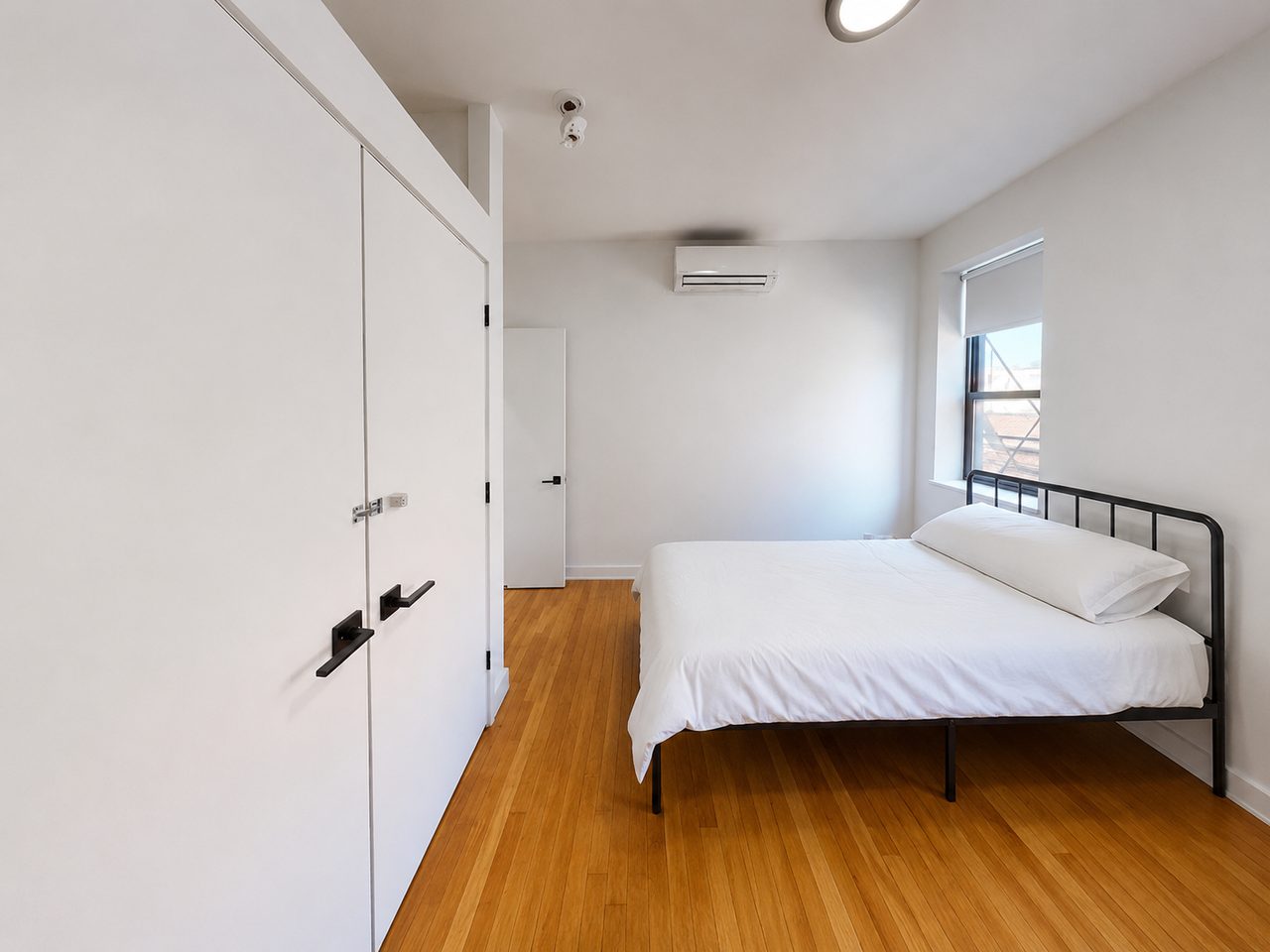 #1467: Ridgewood - Full Bedroom C - 9
