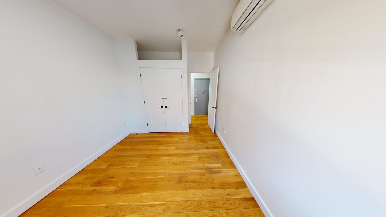 #1467: Ridgewood - Full Bedroom C - 1
